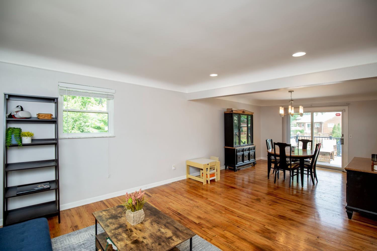 6930 Paddison Road Cincinnati, OH 45230 - Photo 7 of 34 Gallery Image 7