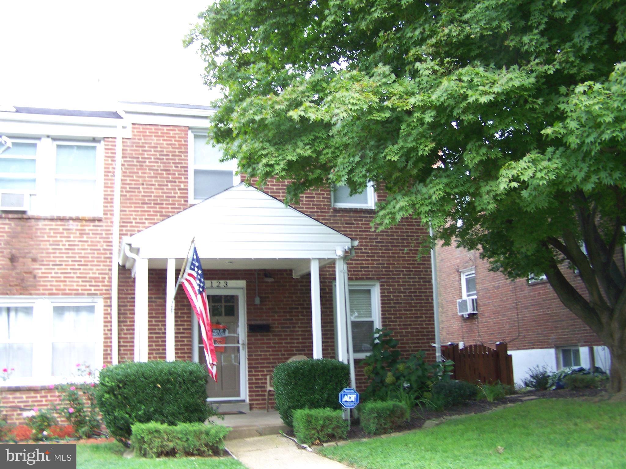 123 Cherrydell Road Baltimore, MD 21228 - Photo 1 of 26 Exterior (Front)
