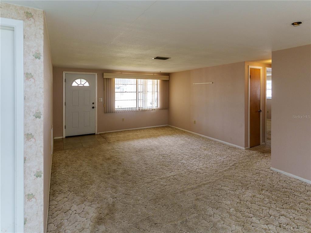 7024 Mayfield Drive Port Richey, FL 34668 - Photo 7 of 19 Gallery Image 7