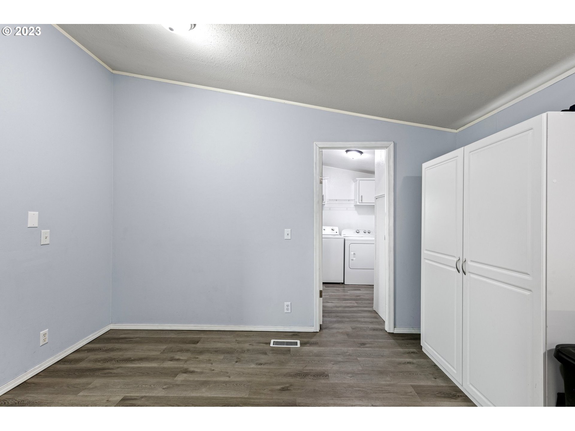 3514 Industrial Avenue Springfield, OR 97478 - Photo 13 of 36 Dining Area