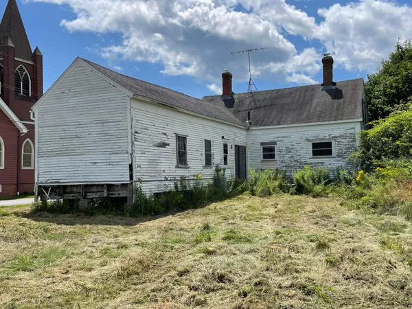 $79,900 | 6 Forest Hill Road, Harrington, ME 04643