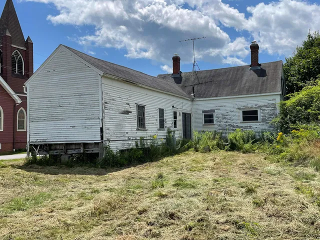 $79,900 | 6 Forest Hill Road, Harrington, ME 04643