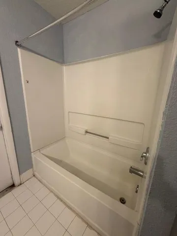 $3,300 | 3282 Northwest 75th Way, Davie, FL 33024