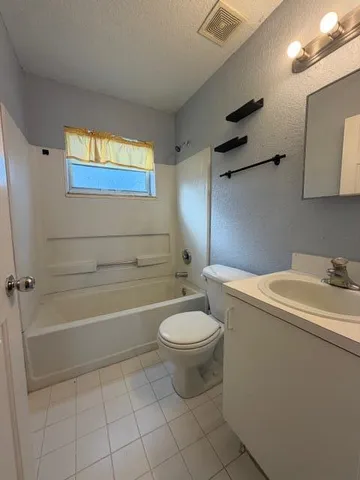 $3,300 | 3282 Northwest 75th Way, Davie, FL 33024