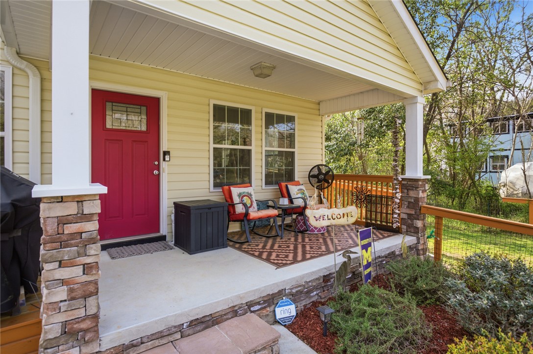 310 North Church Street Walhalla, SC 29691 - Photo 2 of 30 This inviting porch entry provides a charming welcome to a comfortable home.