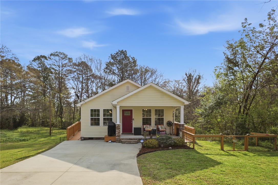 310 North Church Street Walhalla, SC 29691 - Photo 29 of 30 This charming home offers comfortable living with a welcoming facade.