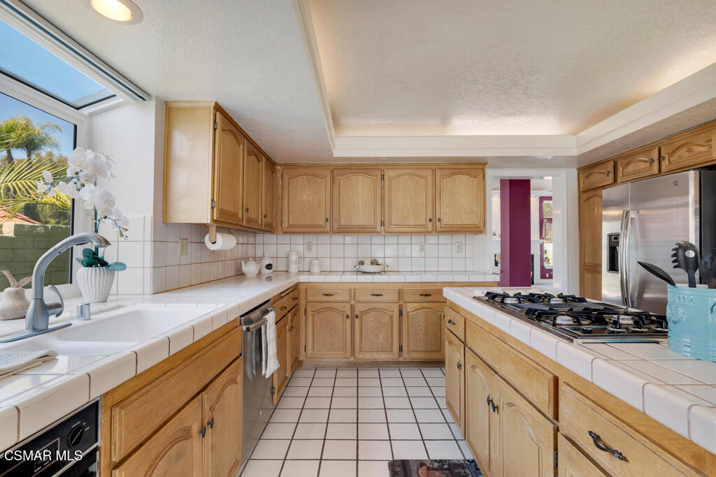 5339 Seneca Place Simi Valley, CA 93063 - Photo 23 of 76