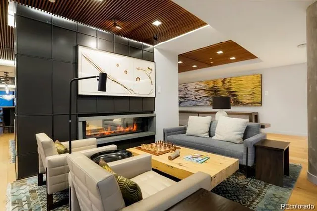 $950,000 | 1750 Wewatta Street, Unit 704, Denver, CO 80202