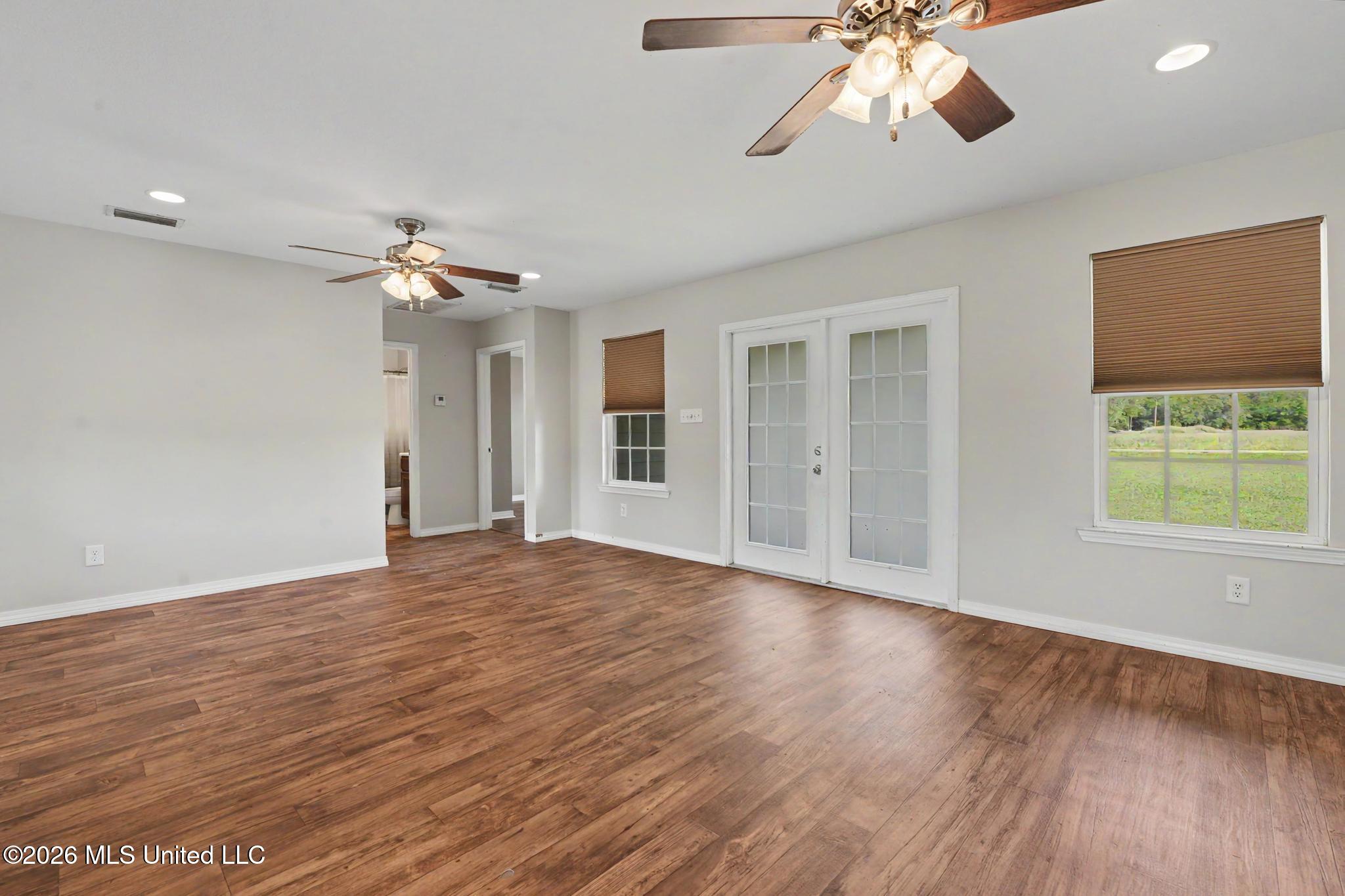 142 Pete Pitts Road Lucedale, MS 39452 - Photo 3 of 23 004