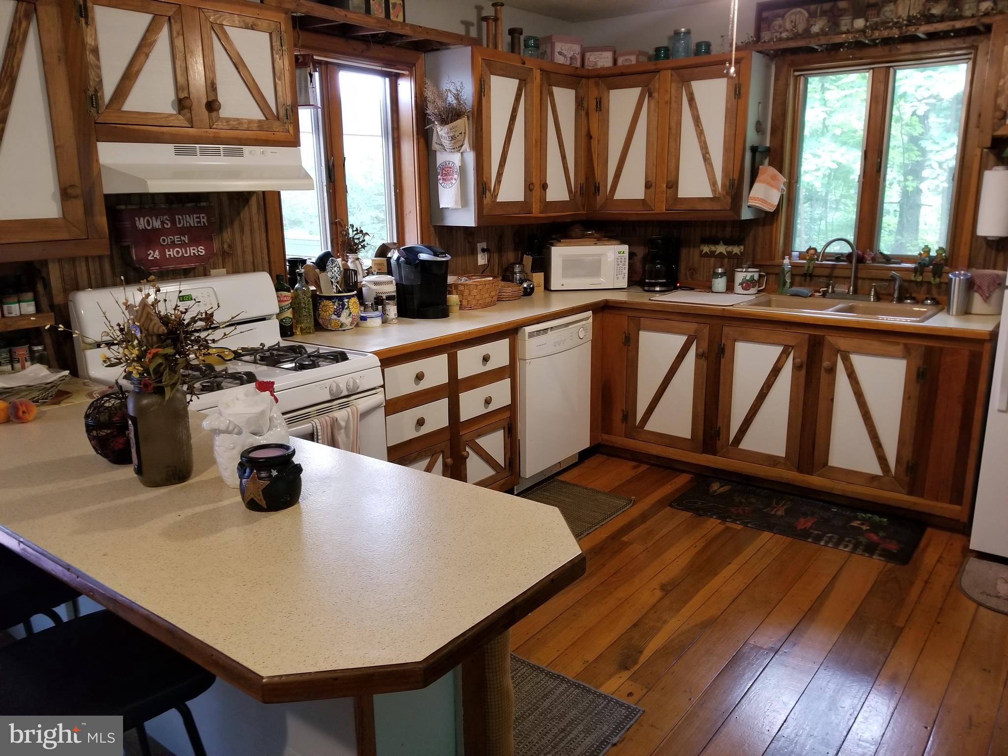 1885 Cold Springs Road Fairfield, PA 17320 - Photo 6 of 19