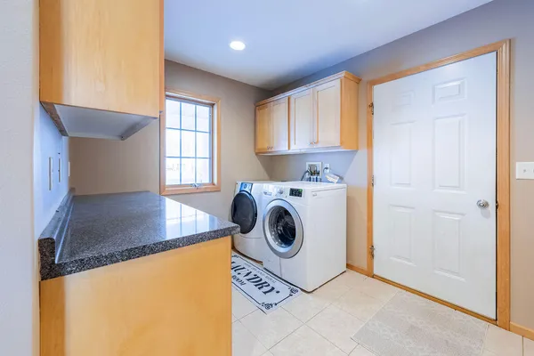 $689,900 | N8825 Fawn Mdw Lane, Holland, WI 54636