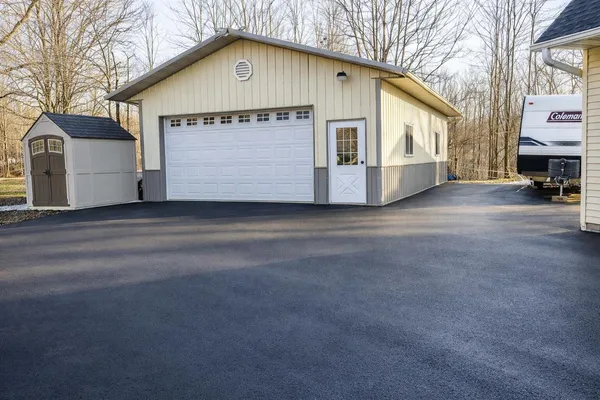 $689,900 | N8825 Fawn Mdw Lane, Holland, WI 54636