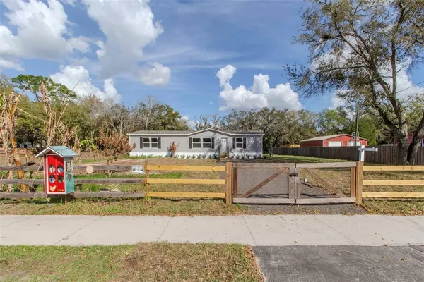 $285,000 | 12396 Hicks Road, Hudson, FL 34669