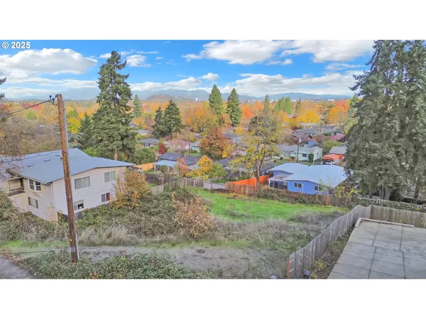 $132,400 | 2279 City View Street, Eugene, OR 97405