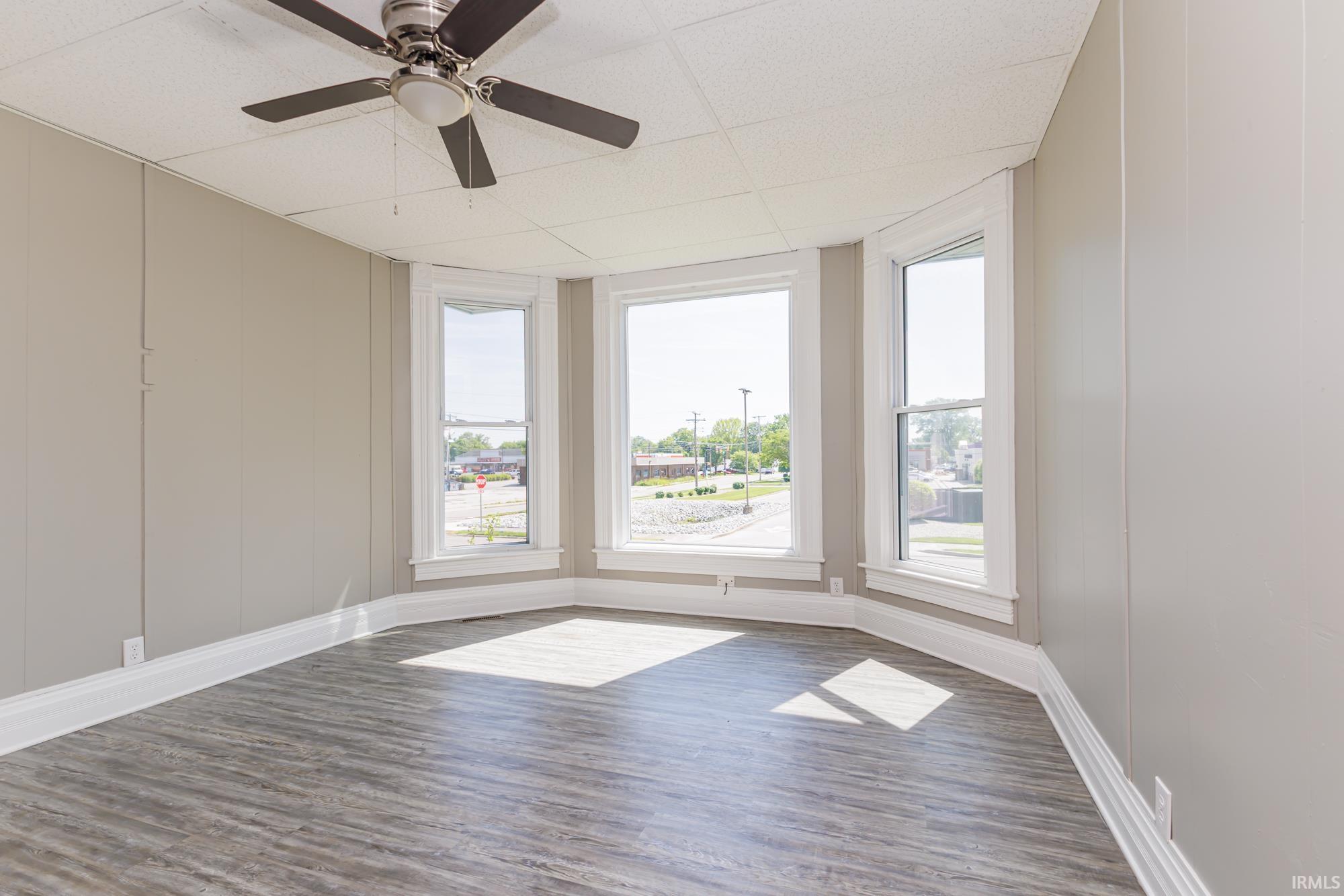 2203 South Elm Street Muncie, IN 47302 - Photo 11 of 34