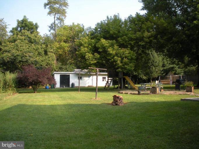 230 Dominion Road Gerrardstown, WV 25420 - Photo 14 of 15 Shed
