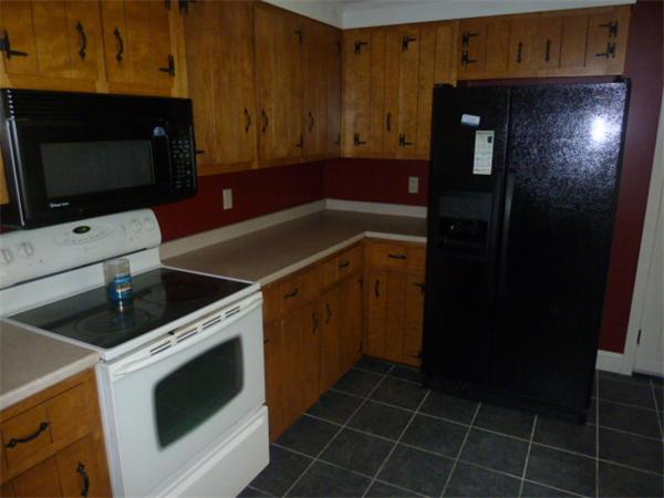 7 Wells Park Road Sturbridge, MA 01566 - Photo 5 of 24 Gallery Image 5