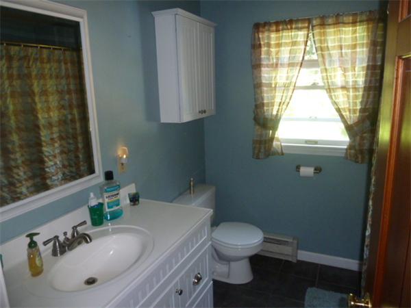 7 Wells Park Road Sturbridge, MA 01566 - Photo 10 of 24 Gallery Image 10