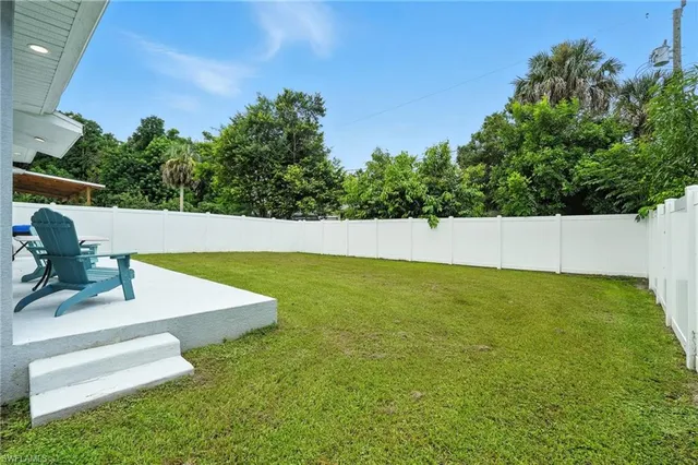 $549,900 | 10140 Carolina Street, Bonita Springs, FL 34135