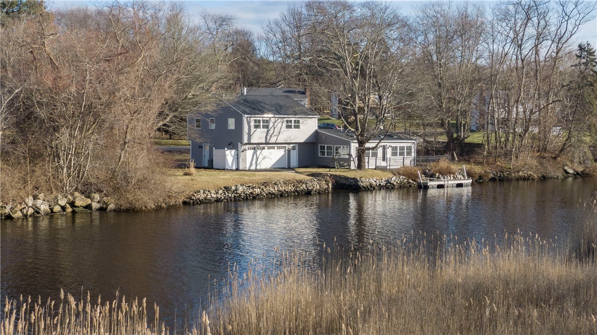 139 Bridgetown Road Narragansett, RI 02882 - Photo 1 of 47