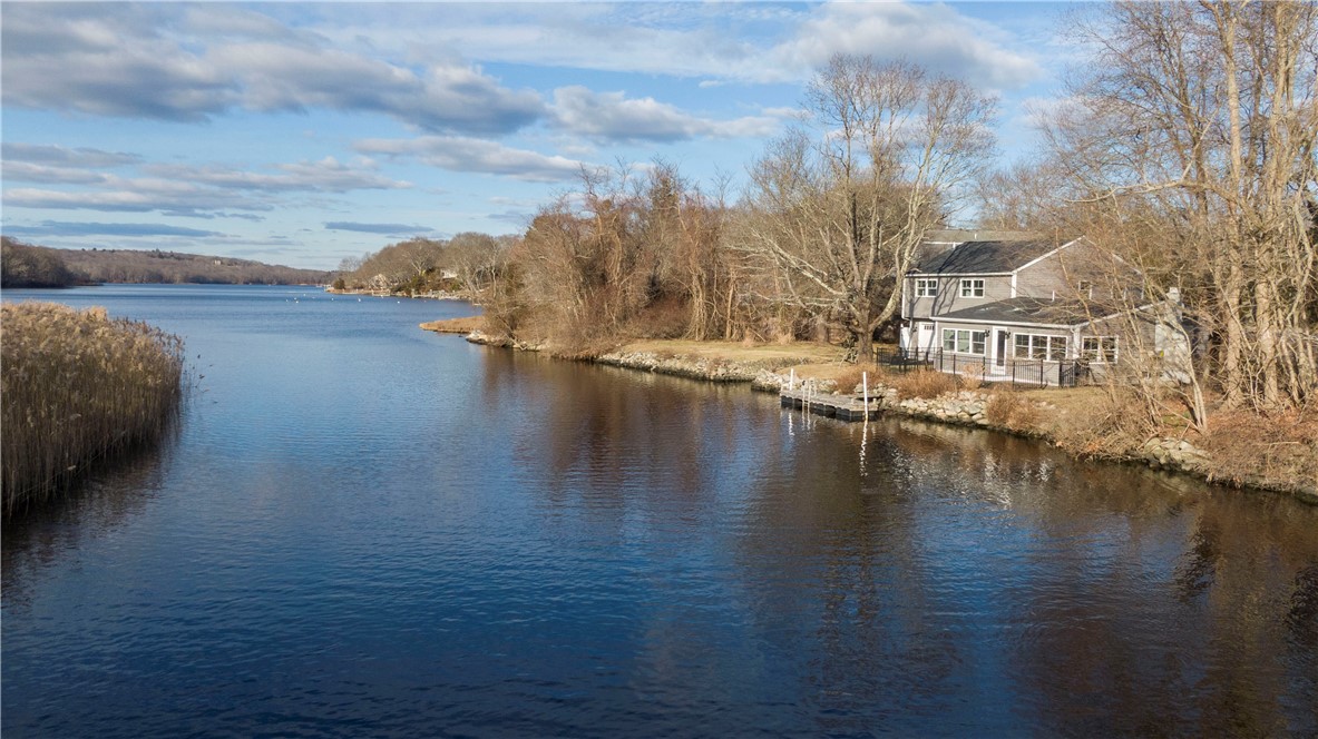 139 Bridgetown Road Narragansett, RI 02882 - Photo 2 of 47