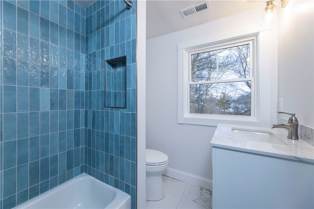 139 Bridgetown Road Narragansett, RI 02882 - Photo 24 of 47