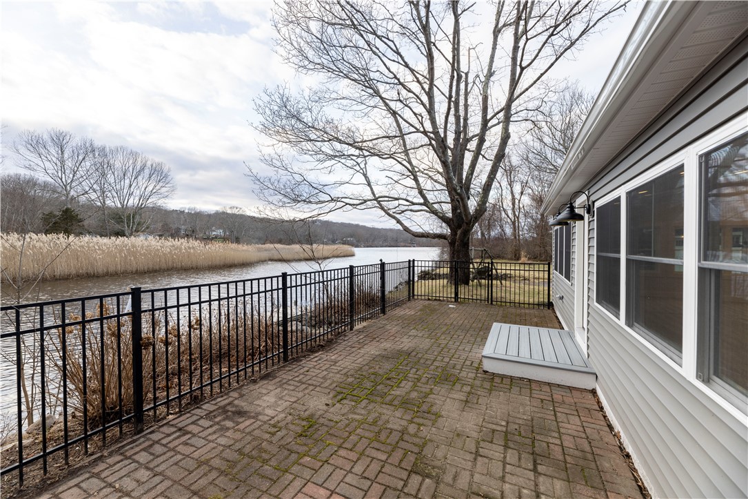 139 Bridgetown Road Narragansett, RI 02882 - Photo 35 of 47