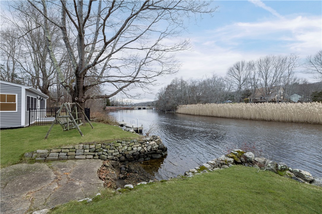 139 Bridgetown Road Narragansett, RI 02882 - Photo 37 of 47