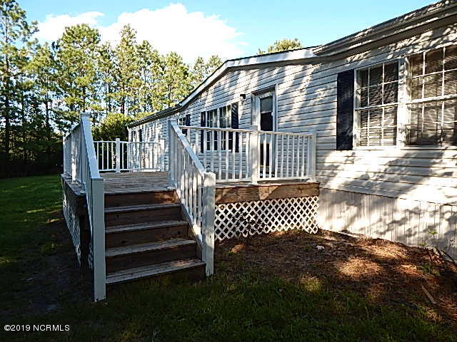 352 Pilchers Branch Road Holly Ridge, NC 28445 - Photo 34 of 39 Front Deck