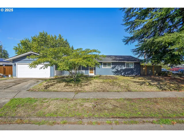 a view of house with outdoor space