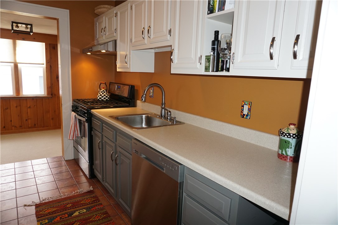 19 Dorking Road Brighton, NY 14610 - Photo 13 of 34