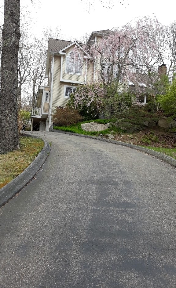 44 Rockridge Road Westerly, RI 02891 - Photo 32 of 41
