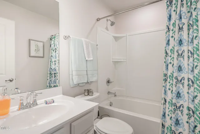 $1,900 | 342 Amber Acorn Avenue, Raleigh, NC 27603