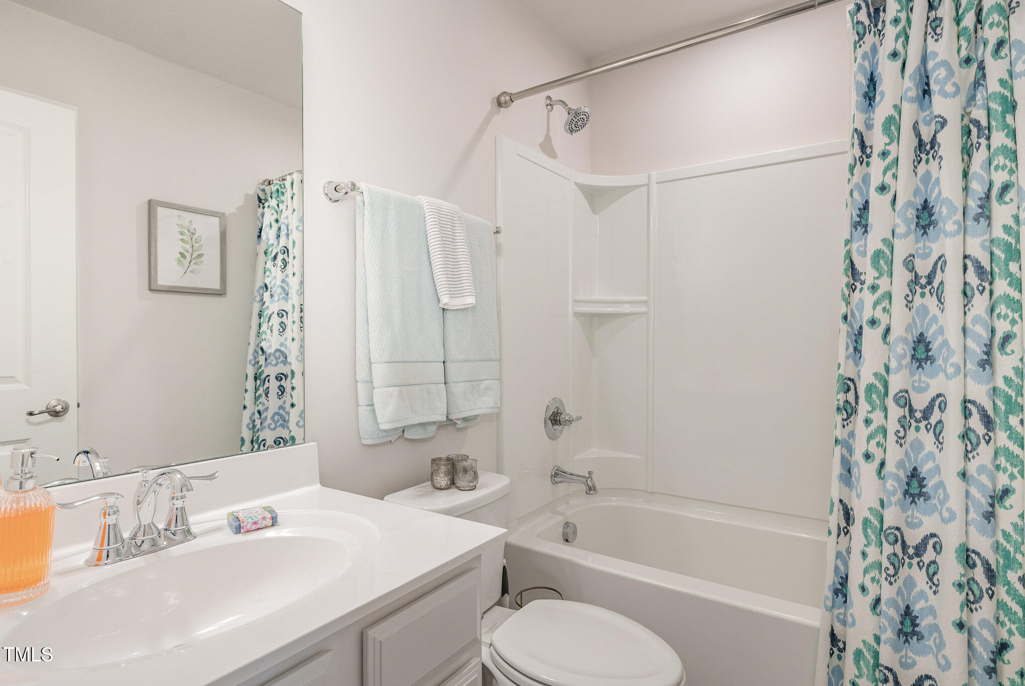 342 Amber Acorn Avenue Raleigh, NC 27603 - Photo 13 of 34 024_img_7657-edit_431