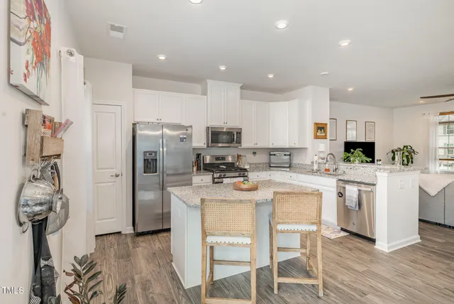 $1,900 | 342 Amber Acorn Avenue, Raleigh, NC 27603