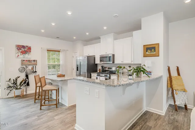 $1,900 | 342 Amber Acorn Avenue, Raleigh, NC 27603