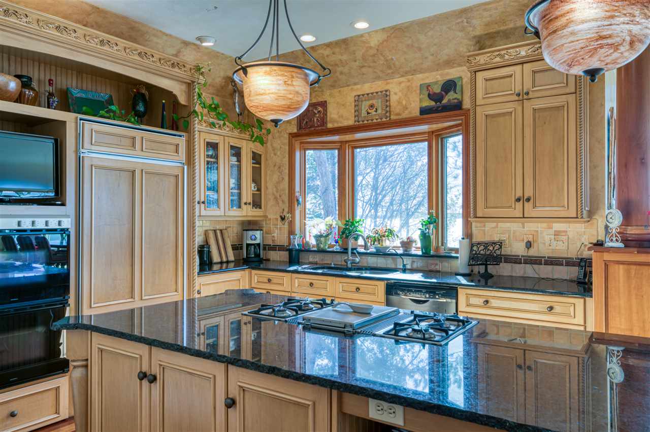 7201 Deepwater Point Road Williamsburg, MI 49690 - Photo 15 of 56 1888030-14.JPG