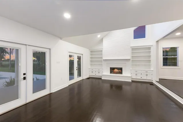 $2,499,999 | 5060 18th Avenue West, Bradenton, FL 34209