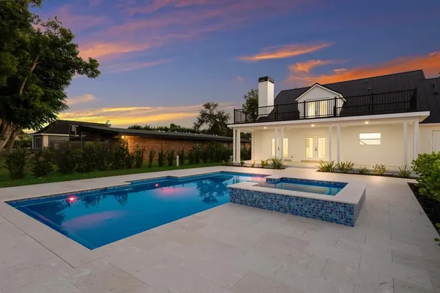 $2,499,999 | 5060 18th Avenue West, Bradenton, FL 34209