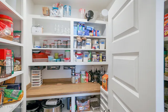 $390,000 | 557 East Park Street, Canton, MS 39046