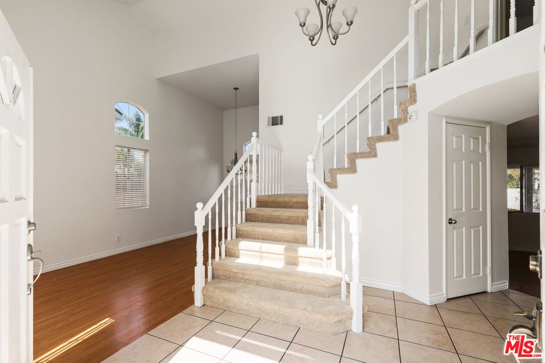 9193 Middlefield Drive Riverside, CA 92508 - Photo 4 of 35