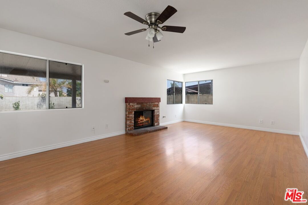 9193 Middlefield Drive Riverside, CA 92508 - Photo 10 of 35