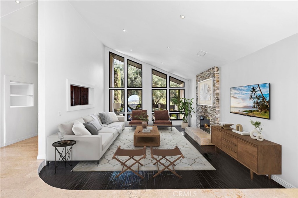 643 Vista Valinda San Clemente, CA 92672 - Photo 2 of 20