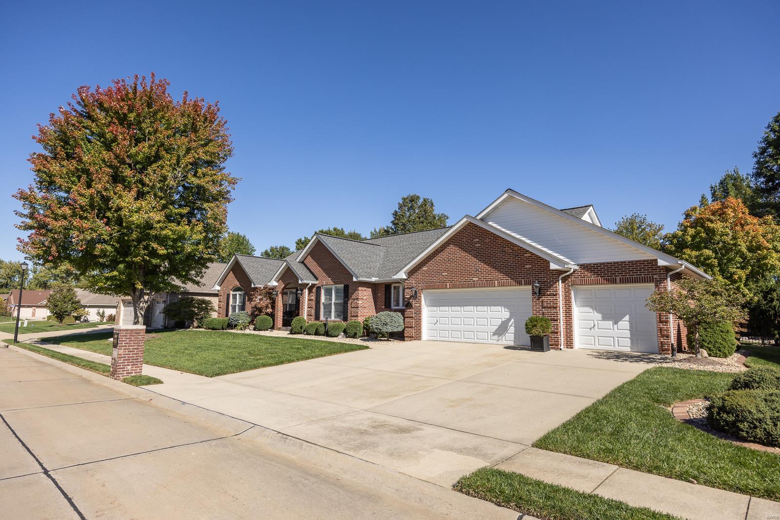 1808 Riviera Lane O'Fallon, IL 62269 - Photo 3 of 15