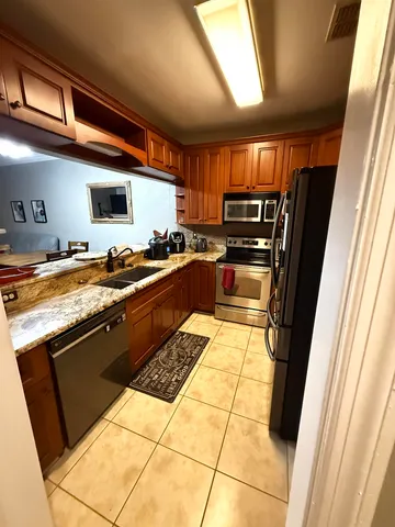 $825 | 1508 Crescent Hills Drive, Tallahassee, FL 32303