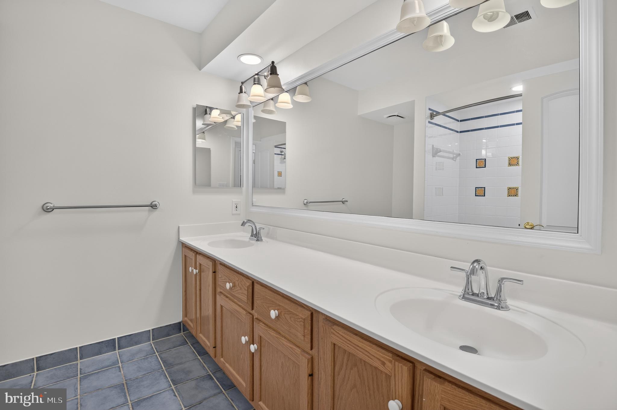 10100 Iron Gate Road Potomac, MD 20854 - Photo 64 of 91
