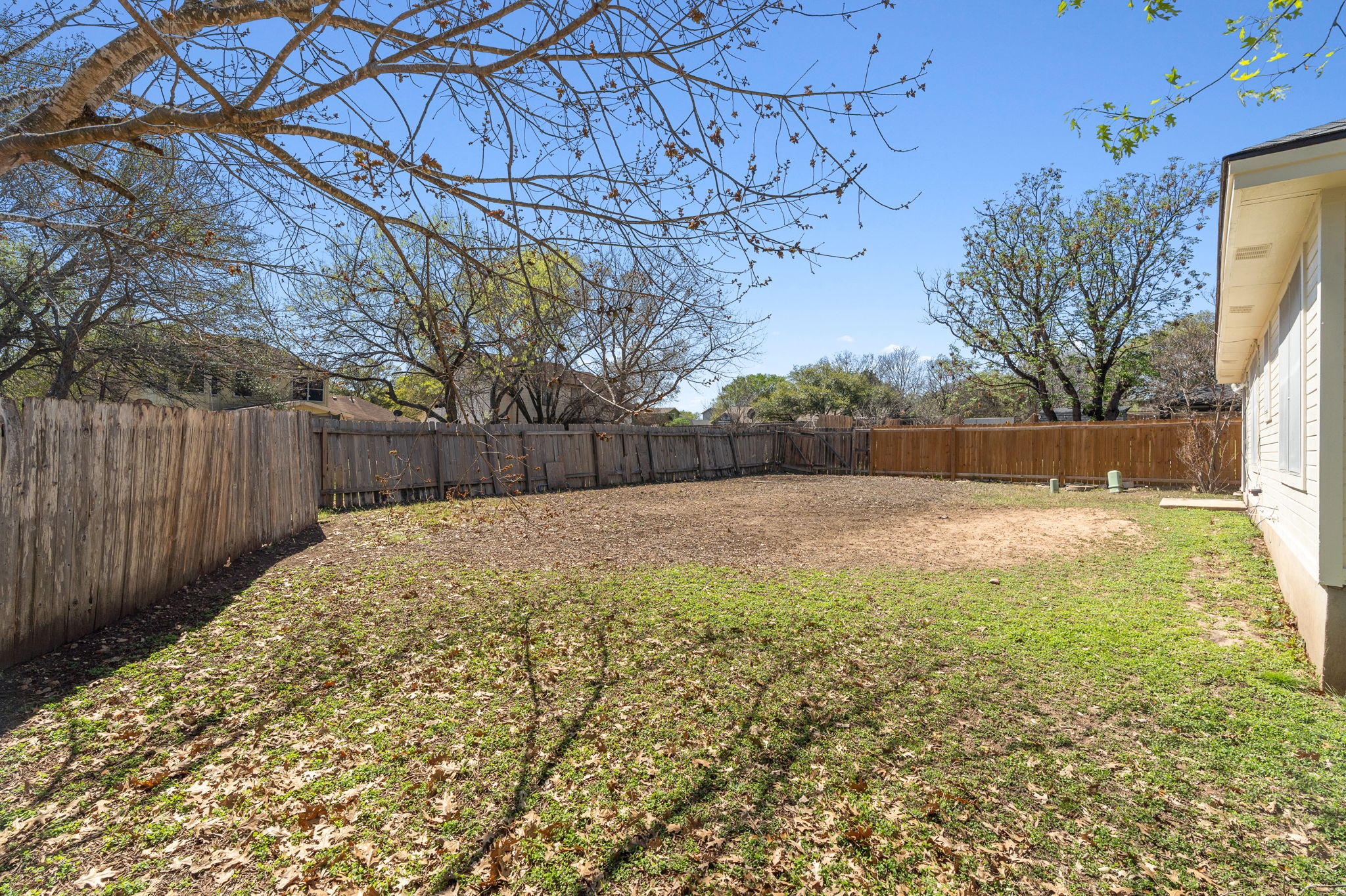 2403 Lendall Lane Austin, TX 78744 - Photo 21 of 23