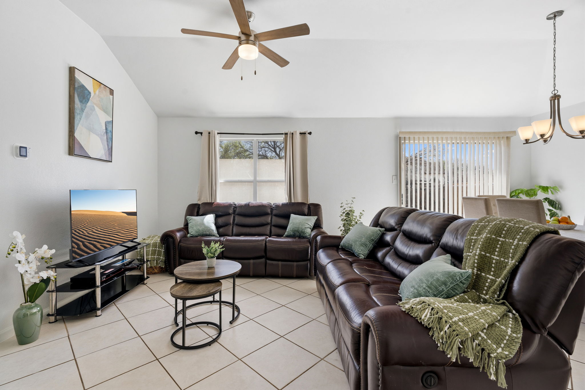 2403 Lendall Lane Austin, TX 78744 - Photo 3 of 23