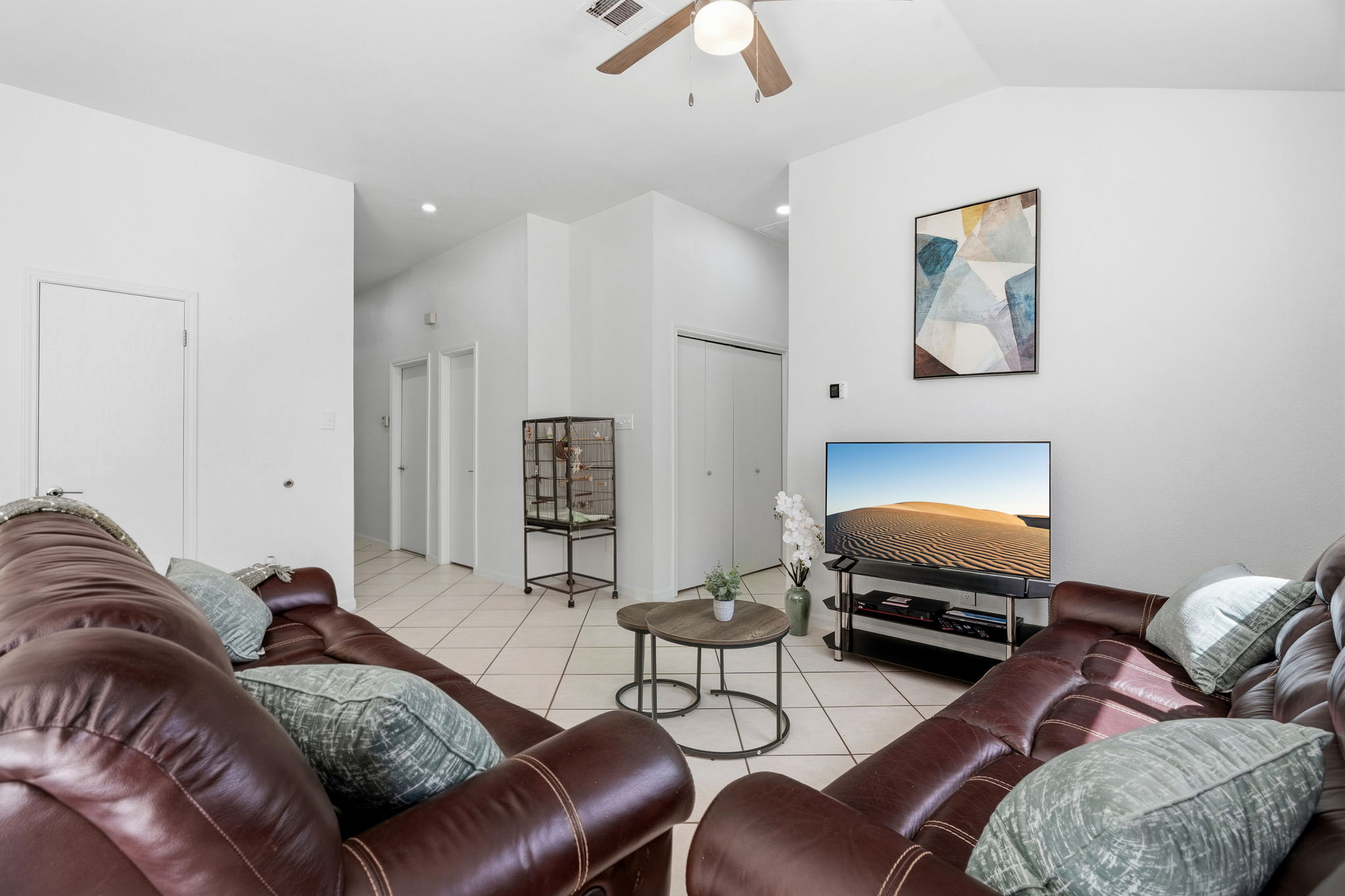 2403 Lendall Lane Austin, TX 78744 - Photo 6 of 23