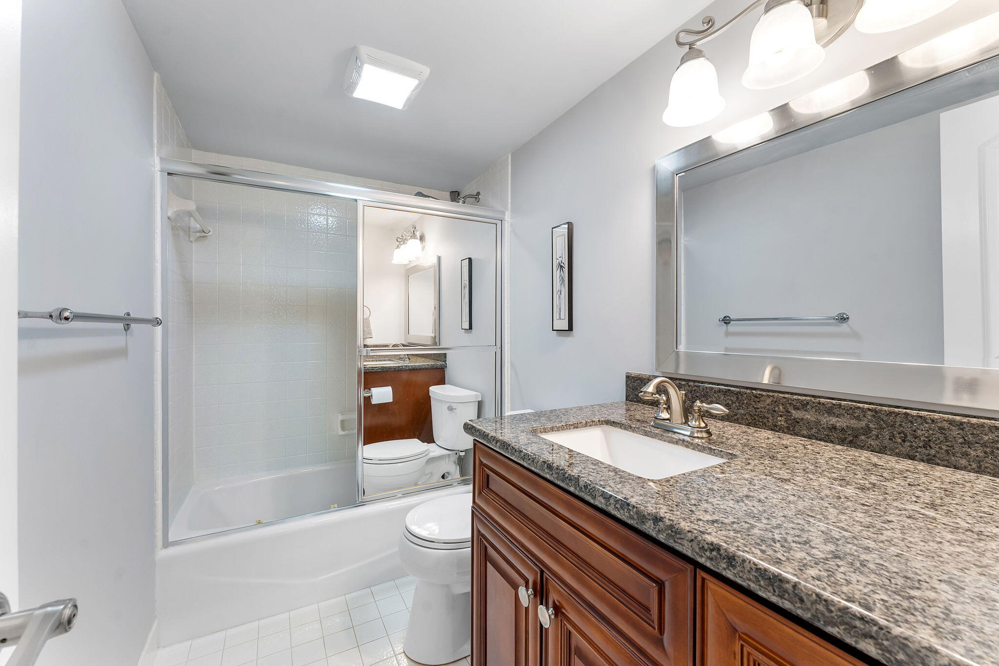 3930 Inverrary Boulevard, Unit 505D Lauderhill, FL 33319 - Photo 12 of 30 Bathroom 1